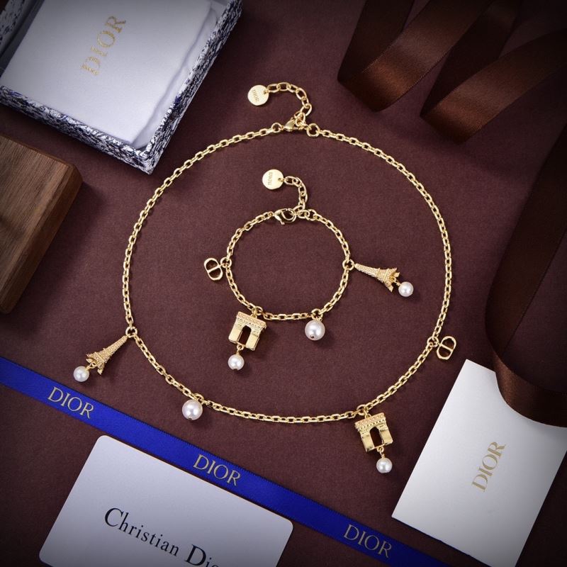 ch**an D*or bracelets
